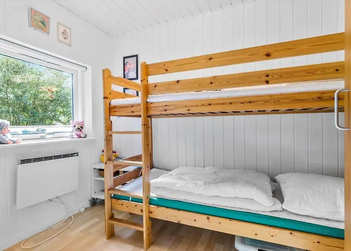 Дом отдыха 8552-grenaa-polderrevsvej-17 *